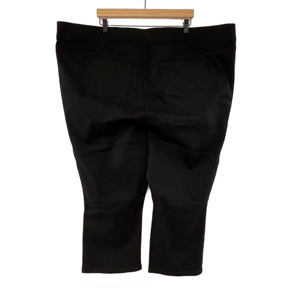 Torrid Black Cropped Lean Jeans - Size 5X - Picture 4 of 5